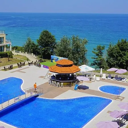 酒店 Byala 比亚拉